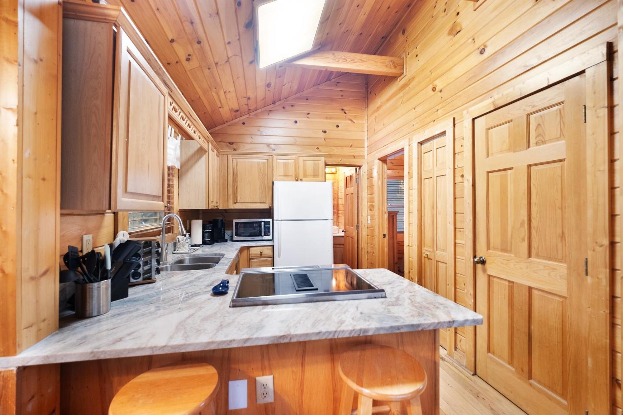 Private Smoky Mountain Luxury Log Home With 2 Fireplaces, Hot Tub & Community Pool Sevierville Bagian luar foto