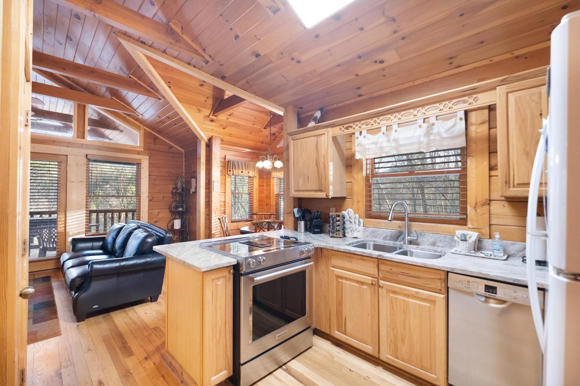 Private Smoky Mountain Luxury Log Home With 2 Fireplaces, Hot Tub & Community Pool Sevierville Bagian luar foto